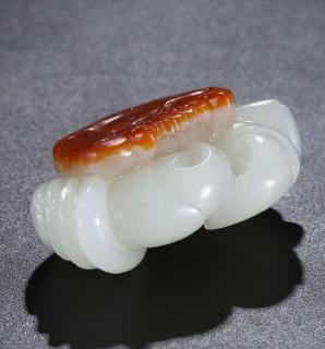 和田玉白玉籽料枣红皮螃蟹吊坠挂件玉坠子 富甲天下